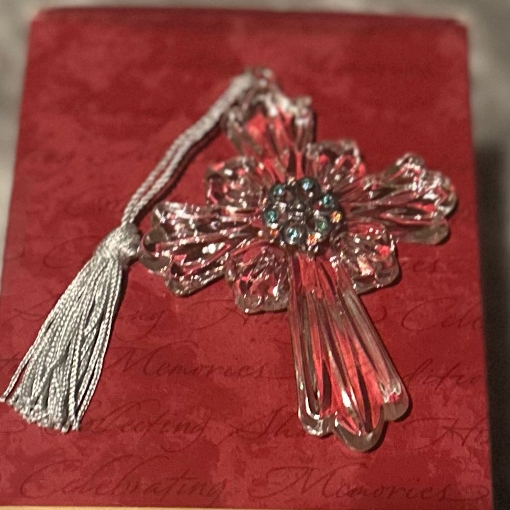 RARE Lenox Crystal Devotion Cross Christmas ornament mint condition - Picture 2 of 3